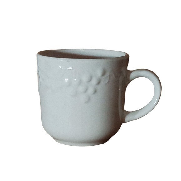 Coffee Mug / Cup Set Of Four White With Fruit Design - Picture 6 of 16